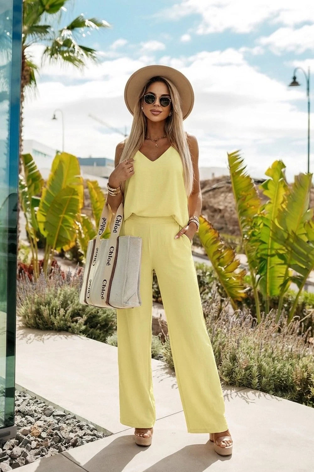 Conjunto Essential Chic™ – Elegancia Natural para Cada Día