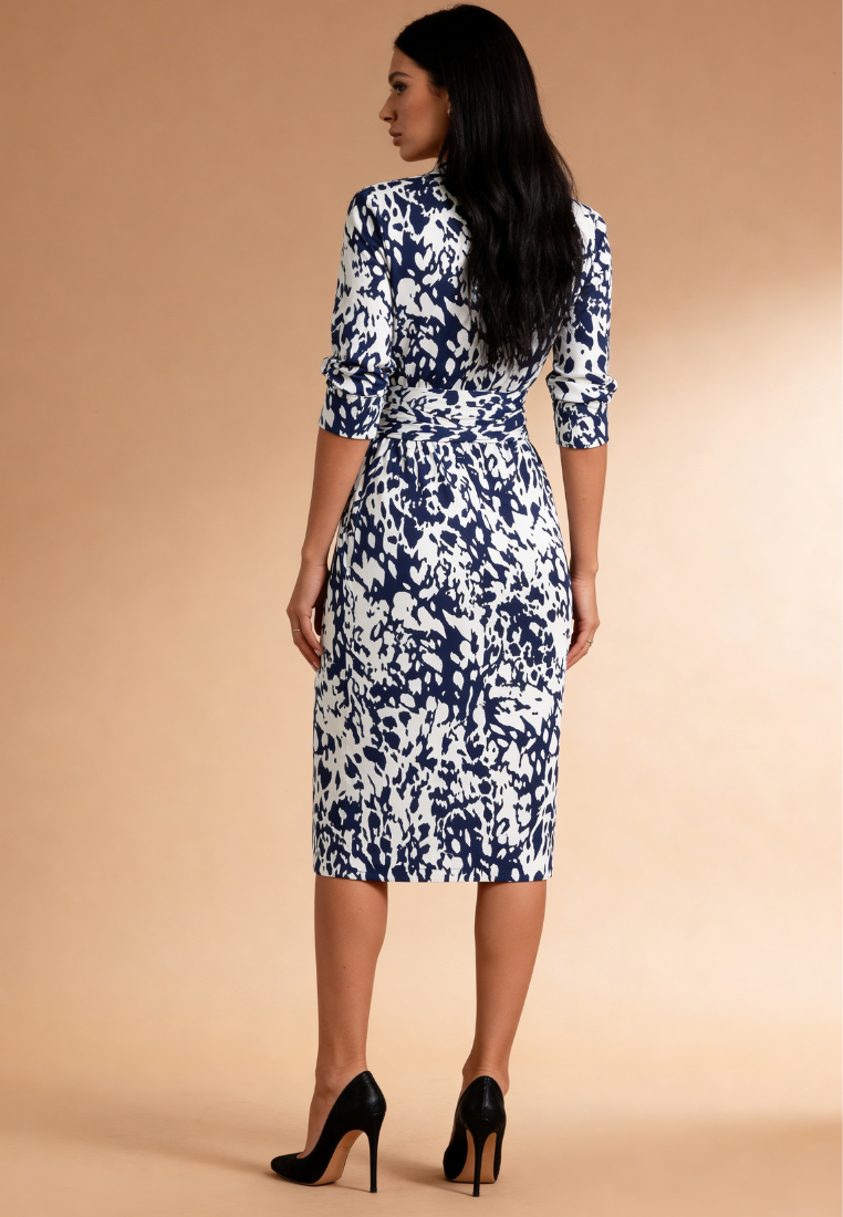 Vestido Midnight Muse™ - Define la silueta con equilibrio y delicadeza.