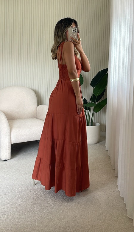 Vestido Riviera Breeze™ – Movimiento, Frescura y Elegancia Natural