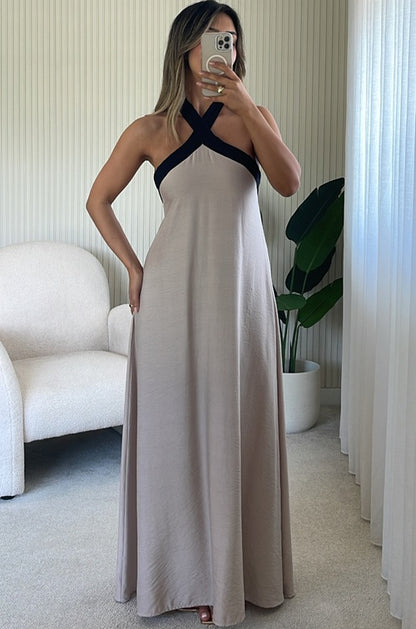 Vestido Brisa Contrast™ – Elegancia Minimalista para los Días Más Especiales