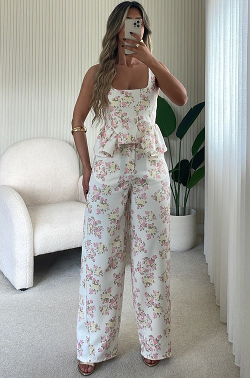 Conjunto Jardín Tropical™ – Elegancia Floral para Brillar Bajo el Sol