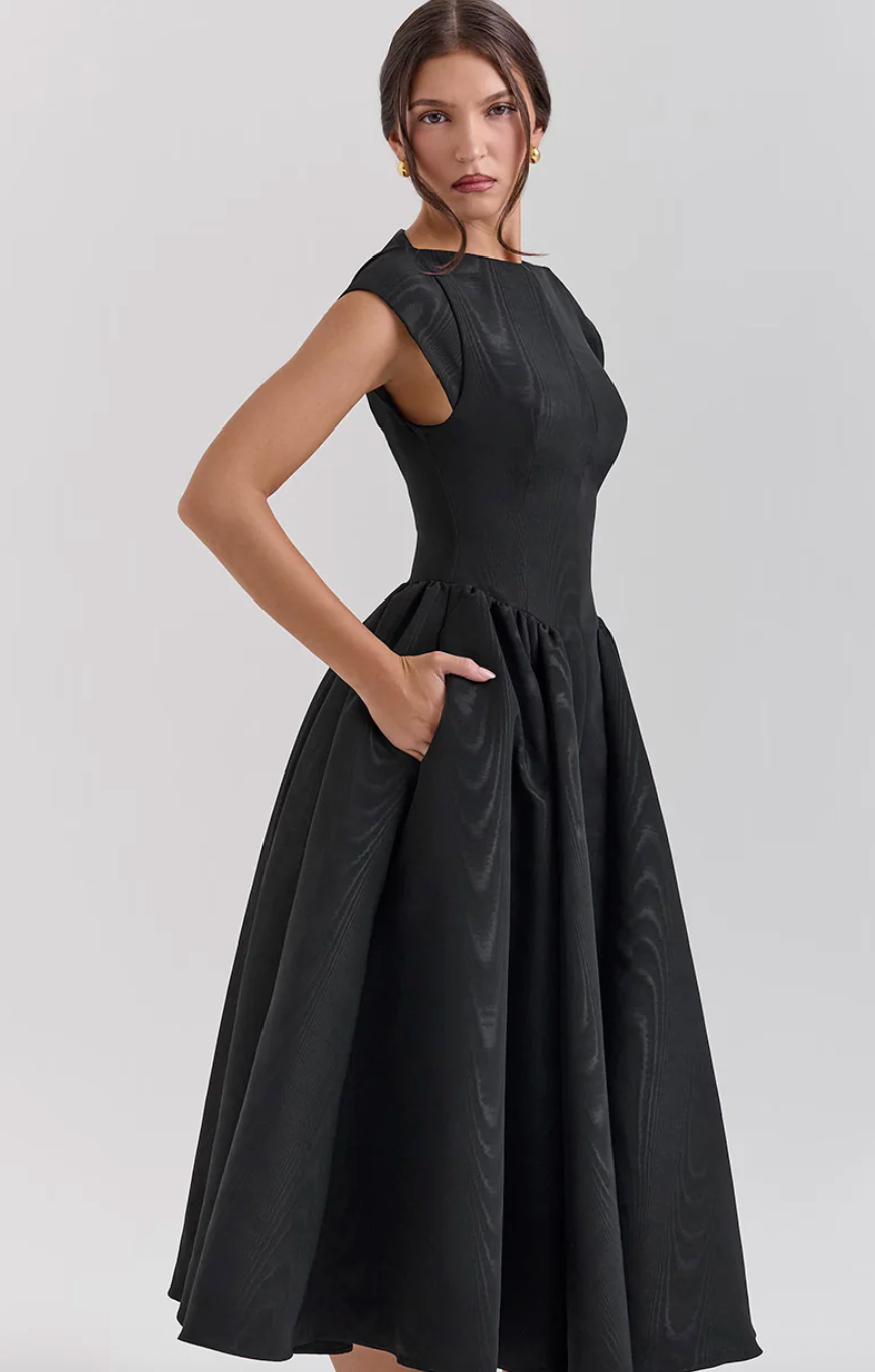 Vestido Cassiane — Elegancia que habla en silencio