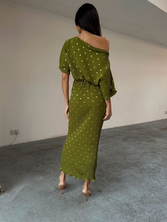 Vestido Beth - Silueta fluida y estilizada