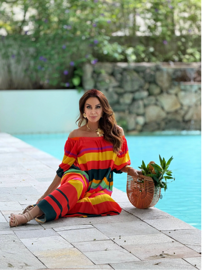 Vestido Cozumel Sunset™ - se adapta delicadamente al cuerpo con una caída natural.