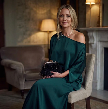 Conjunto Satin Étoile™ – Elegancia Fluida para Momentos Inolvidables