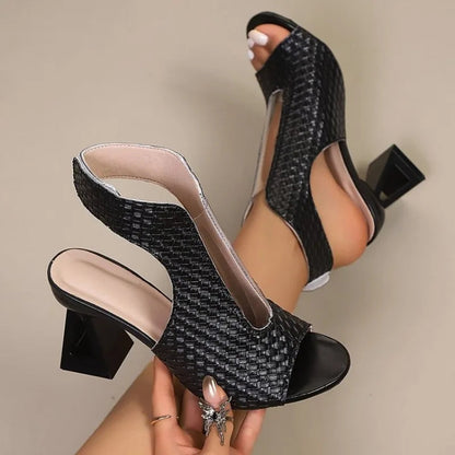 Zapatos Andrea - Correa trasera diseñada para evitar deslizamientos.
