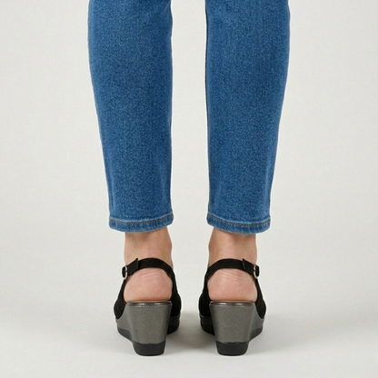 Sandalias Lia™ – Ligereza, Salud y Estilo en Cada Paso