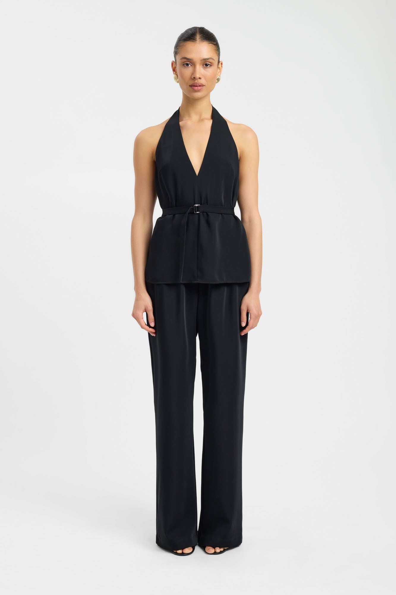 Conjunto Maria Nocturne™ – Elegancia que Cautiva Desde Cada Ángulo