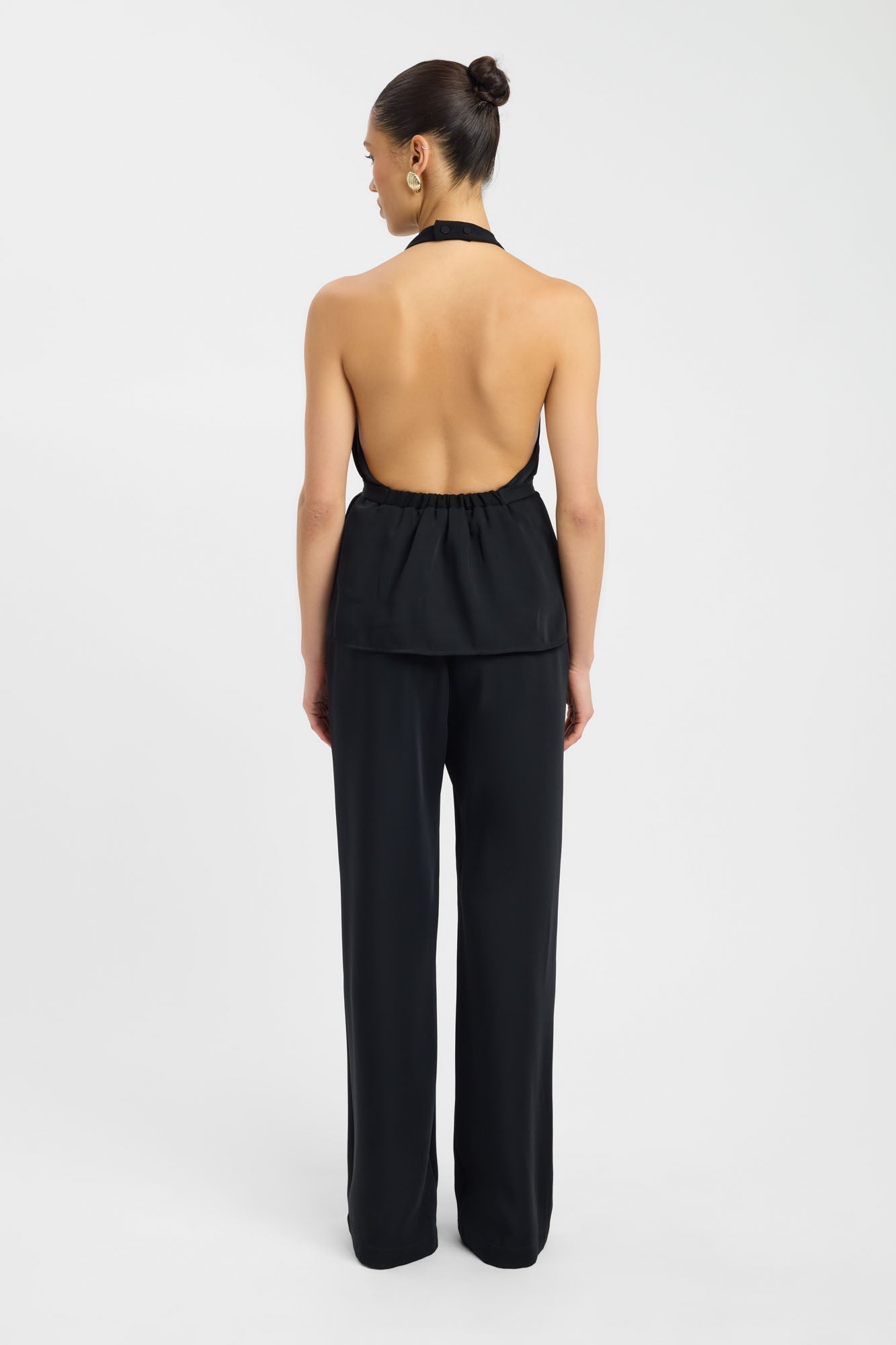Conjunto Maria Nocturne™ – Elegancia que Cautiva Desde Cada Ángulo