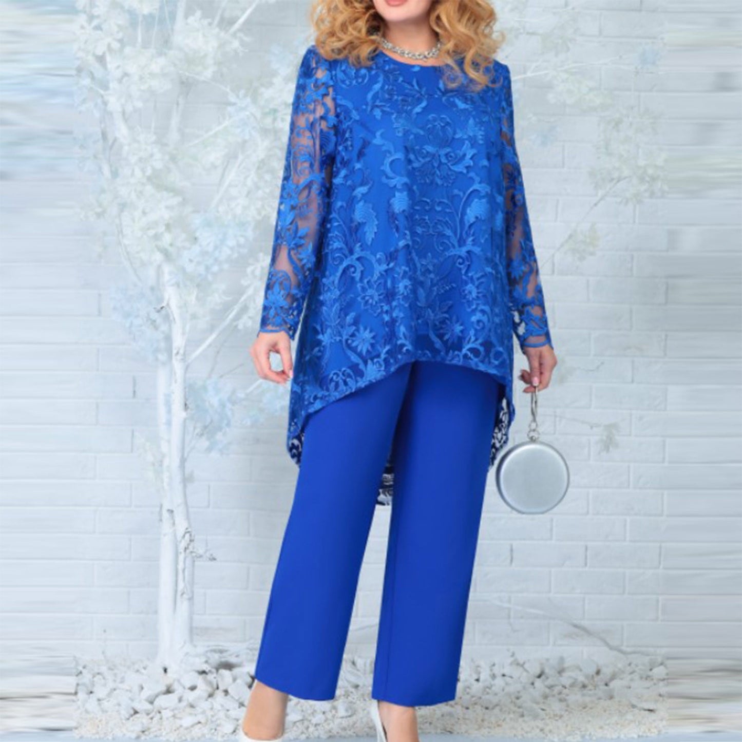 Conjunto Lace Night Élégance™ - Realza la silueta con una caída fluida y elegante.