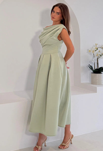 VESTIDO MIDI ELEGANTE | FEMINIDAD QUE ENVUELVE CADA MOVIMIENTO