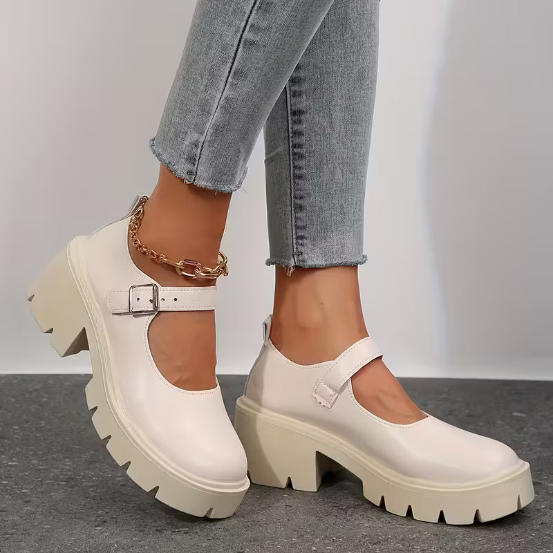 Zapatos Glossy Classic™ – El Brillo Eterno del Charol en cada Paso