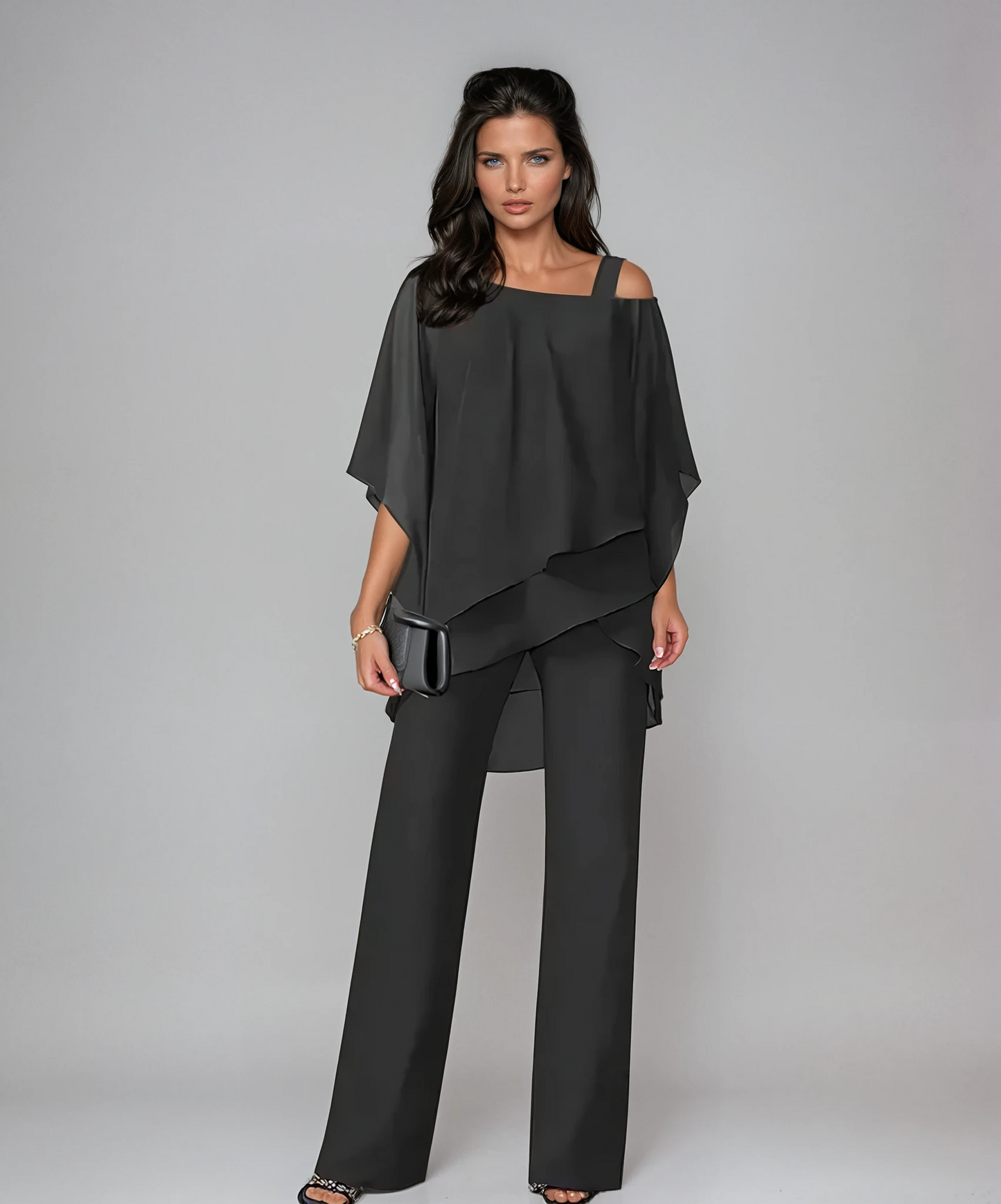 Conjunto Mariella™ -  Diseño por capas que estiliza suavemente la figura.