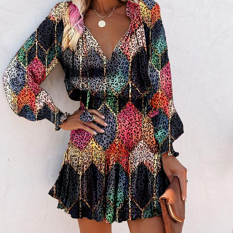 Vestido Elegante con Escote en V — Feminidad que fluye contigo